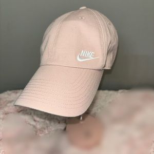Nike Women’s Hat